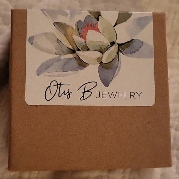 NEW Otis B necklace & earrings set - Picture 2 of 2